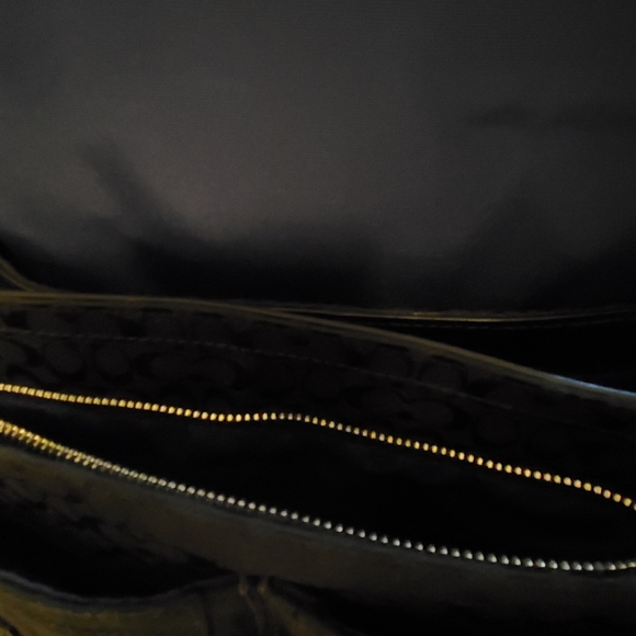 Coach A1068-F70182 Black Voyager 6cm Signature Small Messenger Bag - Picture 6 of 9